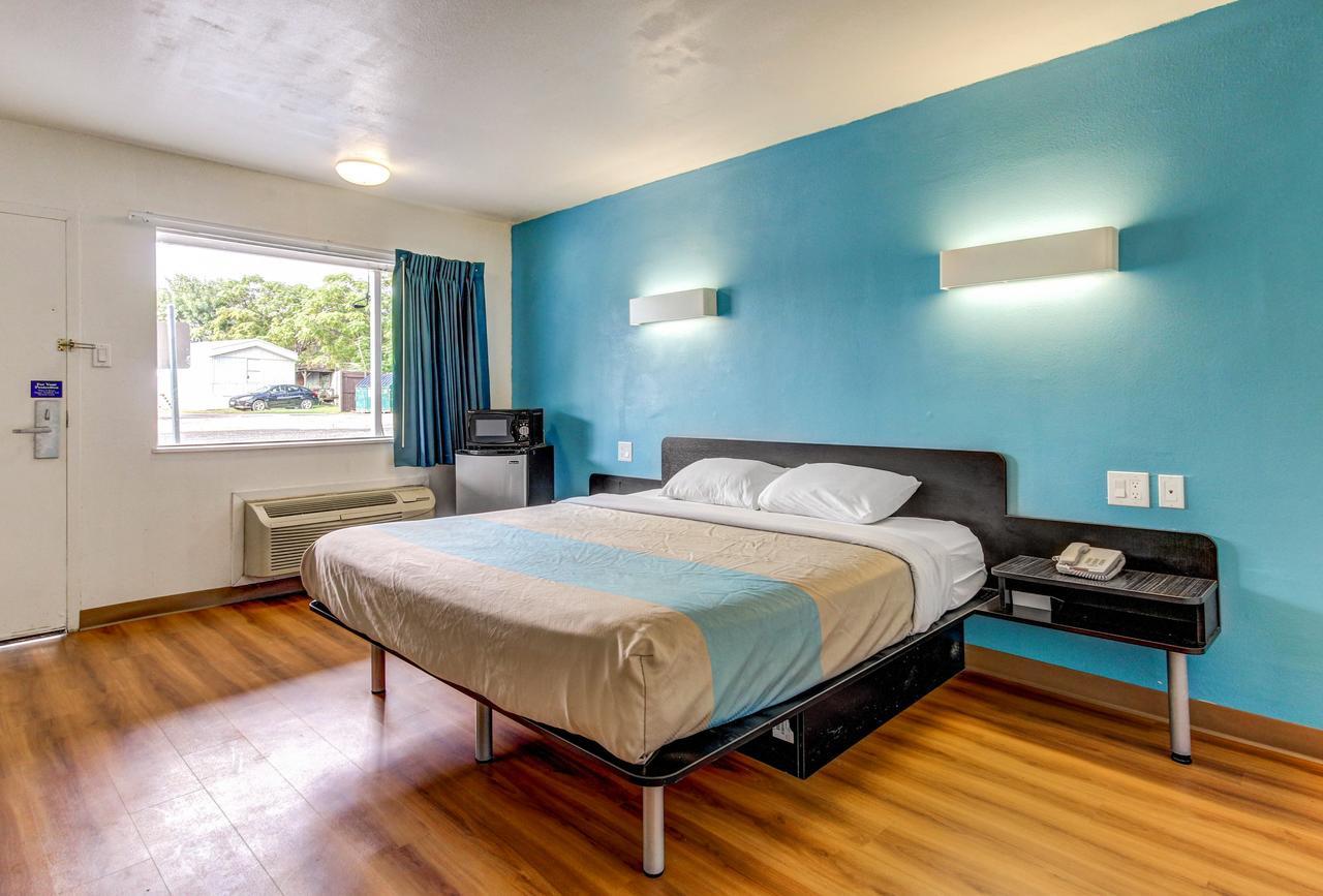 Motel 6 Waco - Lacy Lakeview Bellmead エクステリア 写真