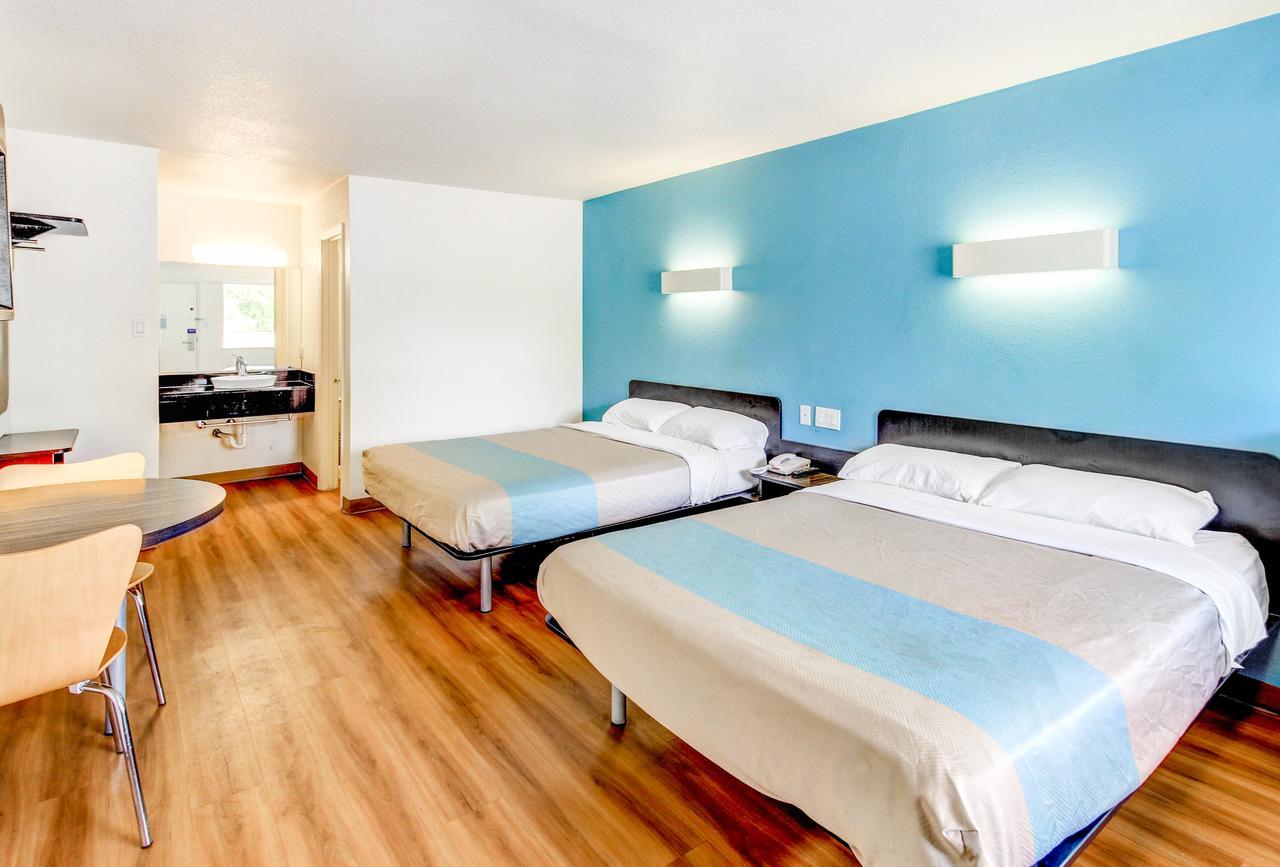 Motel 6 Waco - Lacy Lakeview Bellmead エクステリア 写真