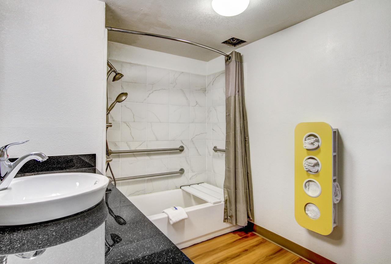 Motel 6 Waco - Lacy Lakeview Bellmead エクステリア 写真